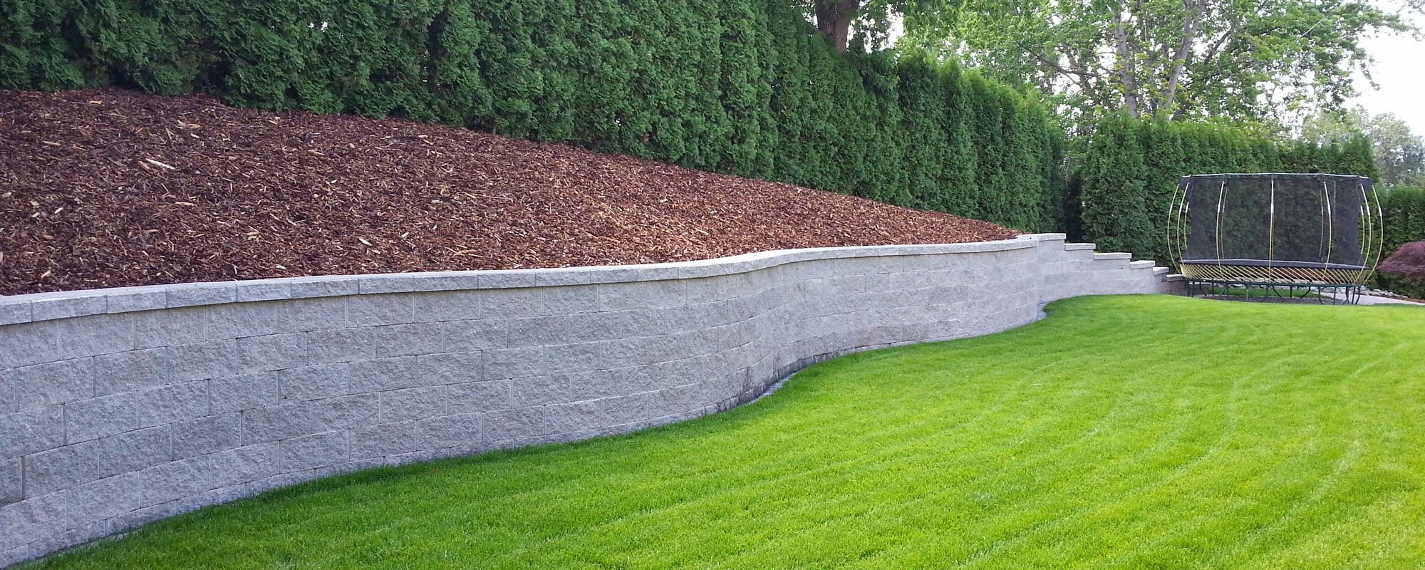 Baselite Valley Stone Block Wall, East Kelowna B.C., Green & Grey Landscaping Inc.